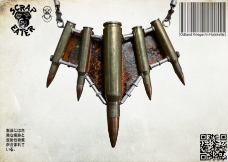 Kette aus Patronen in einem künstlerischen Design.
57.60